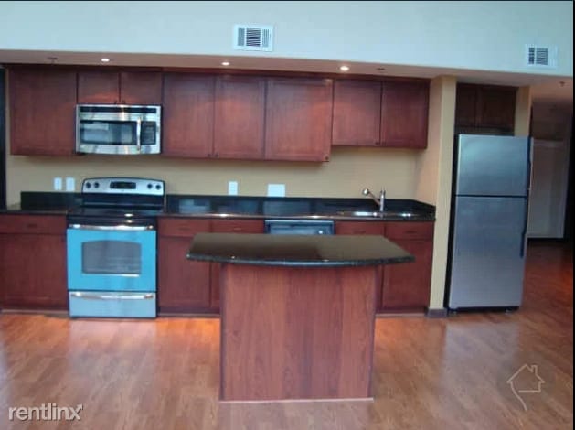 Building Photo - 1 br, 1 bath Flat - 401 Franklin St