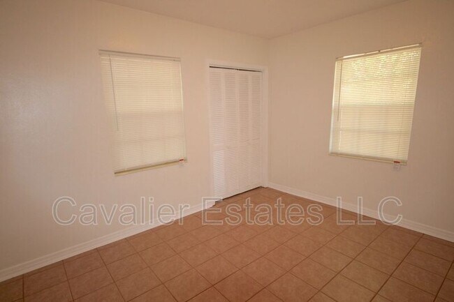Building Photo - 13626 N Florida Ave