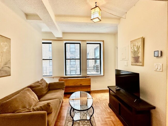 Building Photo - 0 bedroom in New York NY 10019