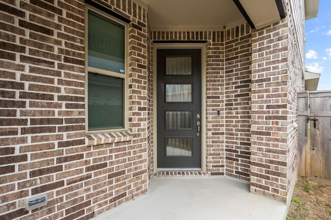 Foto del edificio - 4106 Sherman Oak Ln