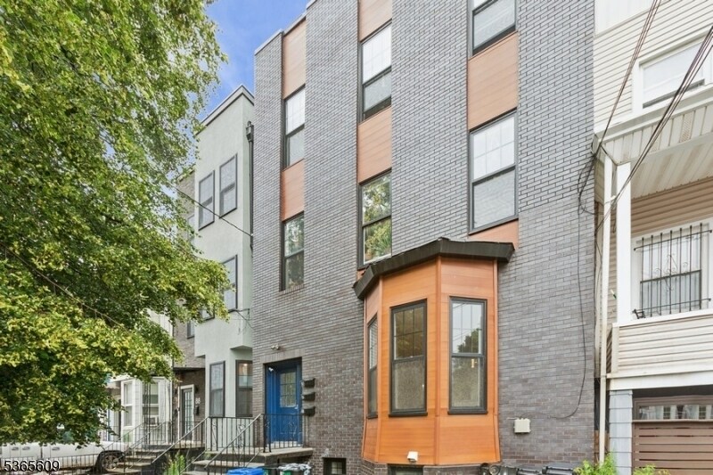 Foto principal - 86 Prospect St