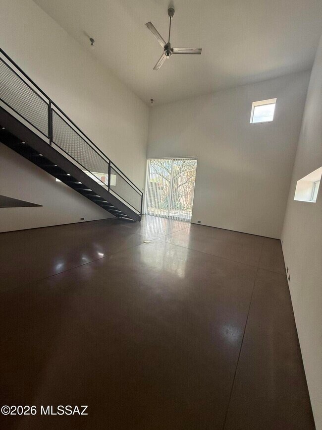 Foto del edificio - 741 S Fremont Ave