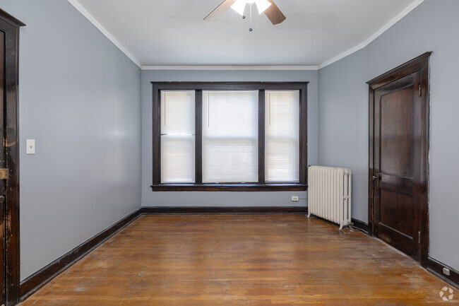 1BR, 1BA - 900SF Living Room - Cavalier Apartments