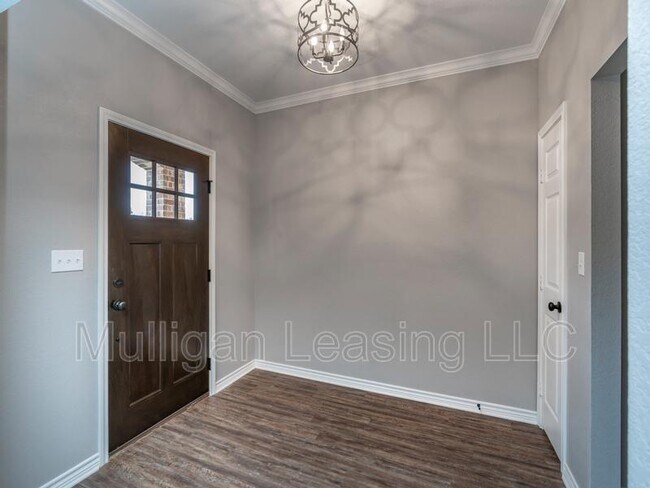 Building Photo - 314 Alta St