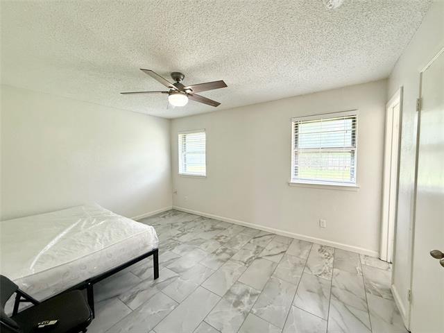 Foto del edificio - 3400 Chatham Ct