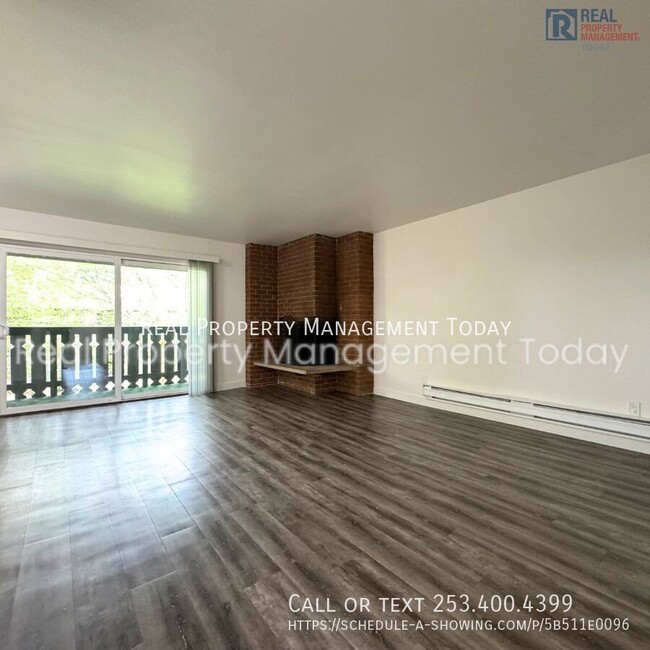 Foto del edificio - 4417 76th Ave W