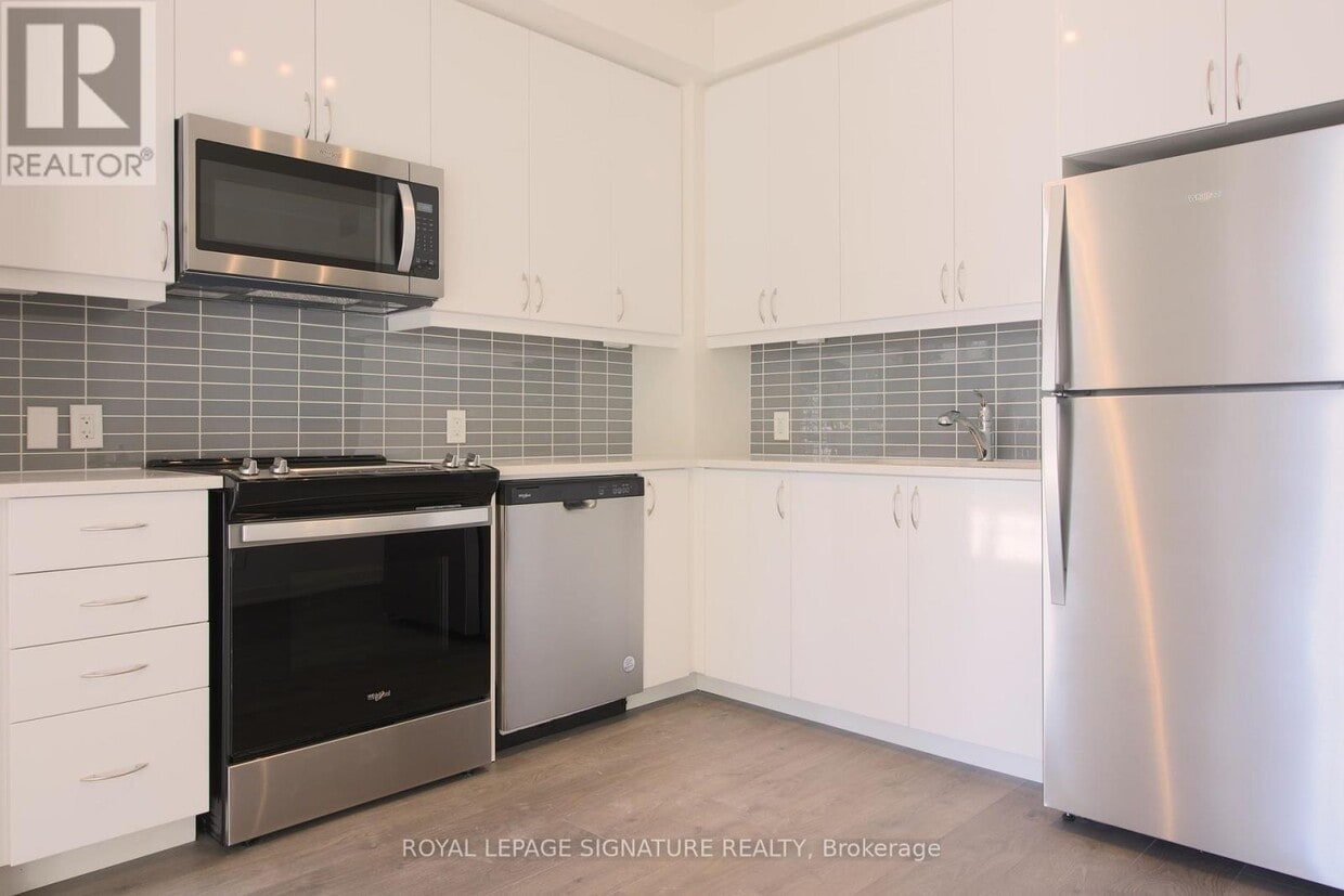 Photo principale - 4955-4955 Yonge St