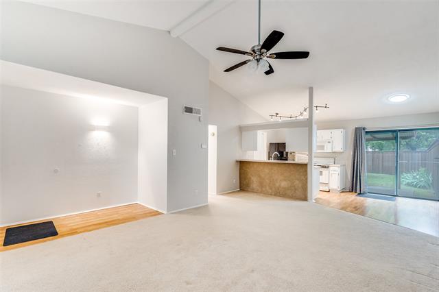 Building Photo - 536 Willow Oak Dr