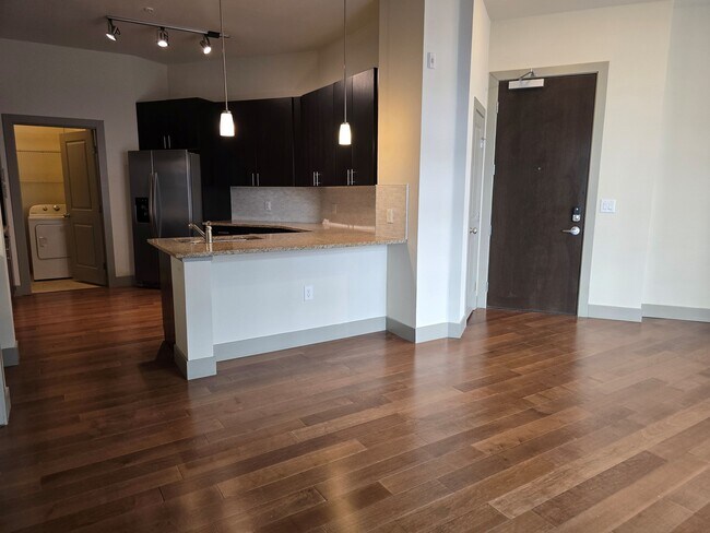 Building Photo - Gables Speer Blvd