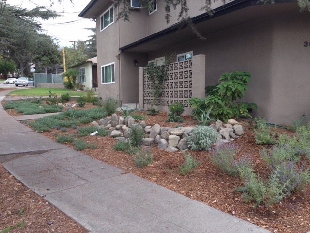 Interior photos on request - 3930 Park Pl