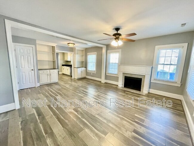 Building Photo - 228 Pinecrest Dr