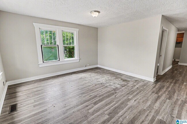 Foto del edificio - 1447 Wharton Ave