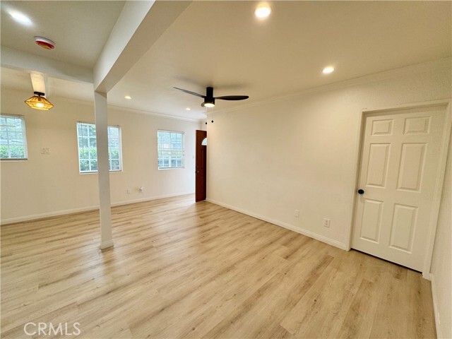 Foto del edificio - 1438 E 59th St