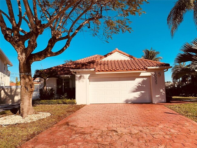Foto del edificio - 10335 NW 46th St