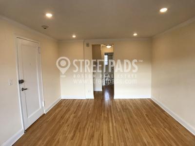 Building Photo - 1 bedroom in Brookline MA 02446