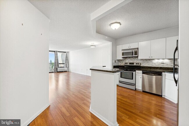 Foto del edificio - 233 S 6th St