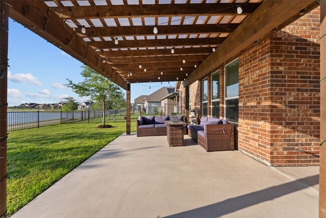 Foto del edificio - 2609 Arbor Edge Crossing