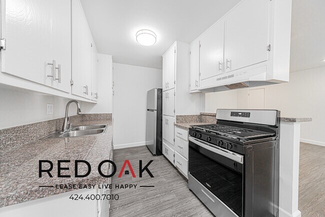 Foto del edificio - 5130 Yarmouth Ave