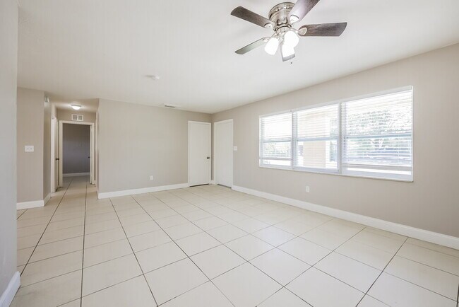 Foto del edificio - 11 Kentucky Rd