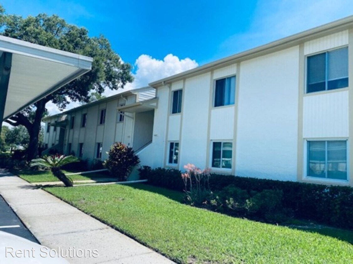 2 br, 2 bath House 208 Cypress Ct House Rental in Oldsmar, FL