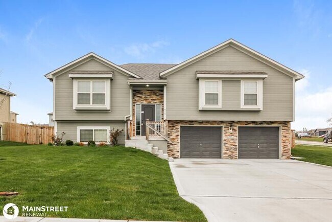 Foto del edificio - 517 Emerson Dr, Belton, MO 64012