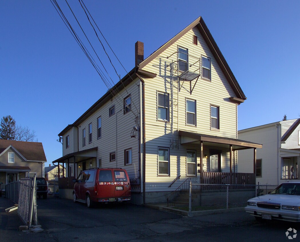 Primary Photo - 25 Myrtle St