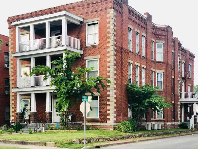 Primary Photo - 302 N 9th St