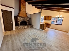 Building Photo - 1033 Tomahawk Trail