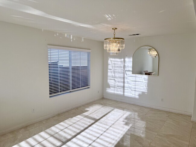 Foto del edificio - 11226 Evergreen Loop