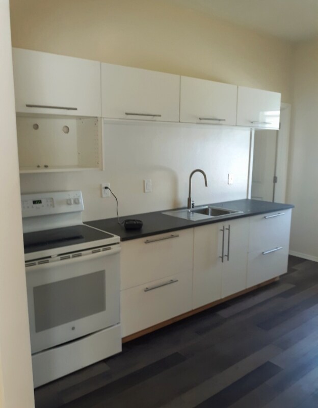 Foto del edificio - 650 N Arthur Ave