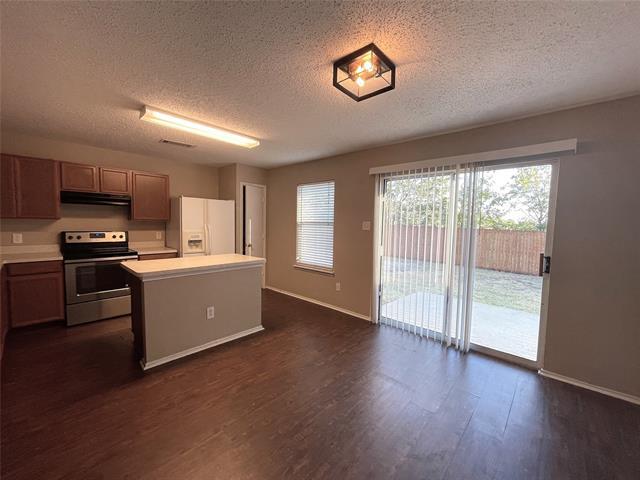 Building Photo - 7117 Bountiful Grove Dr