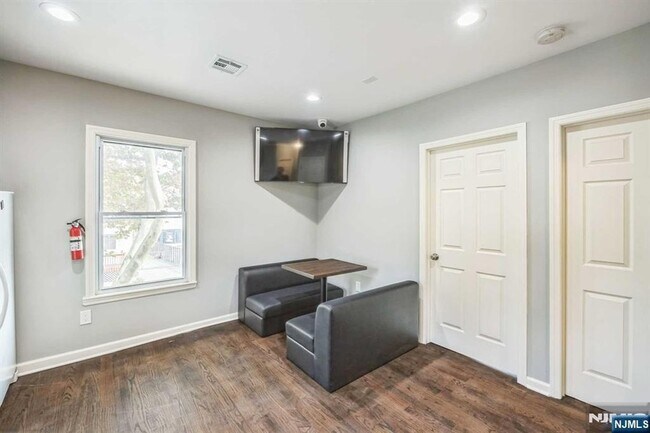 Foto del edificio - 541 Union Ave