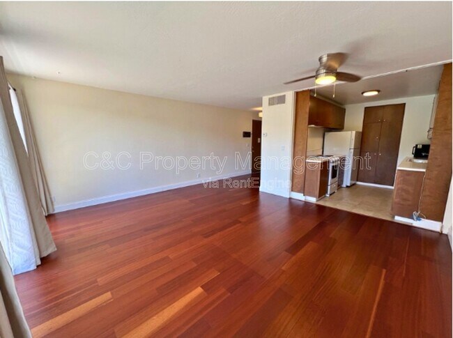 Foto del edificio - 938 Lea Dr