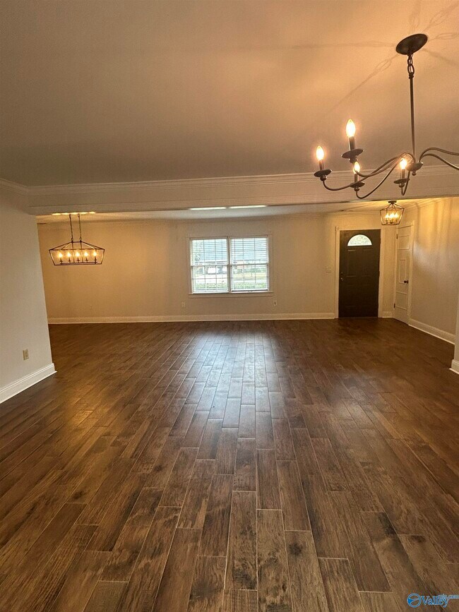 Foto del edificio - 2327 Quince Dr SE