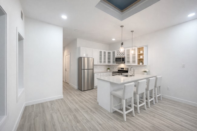 Building Photo - 1808 Cleveland Ave