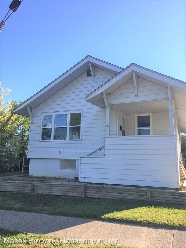 Primary Photo - 9 21st St N