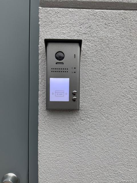 Foto del edificio - 110-42-110-15 15th Ave