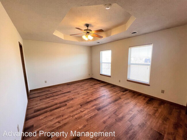 Building Photo - 3 br, 2 bath House - 3112 Brookville West