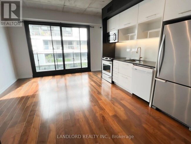Building Photo - 47 Lower River Street