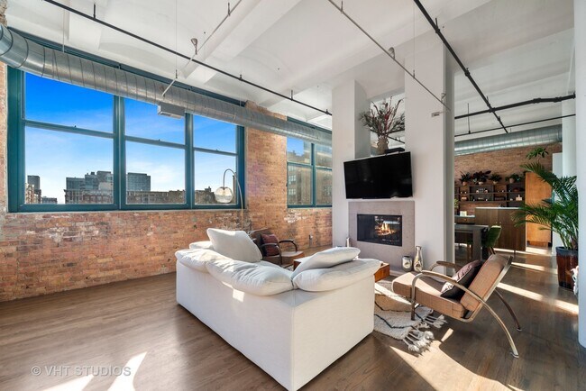 Foto del edificio - 1000 W Washington Blvd