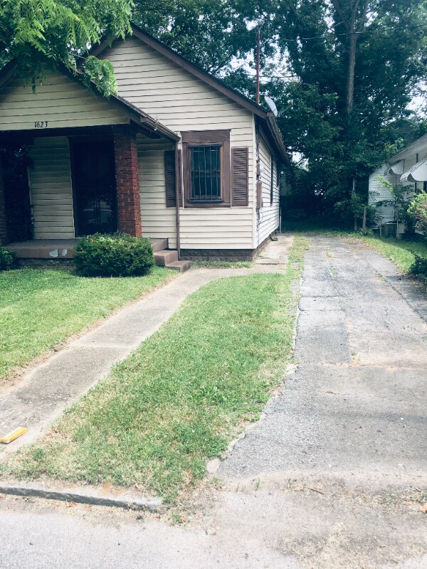 Primary Photo - 1623 S 30th St