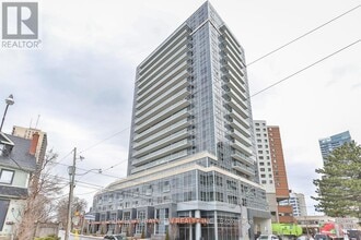 Building Photo - 58 Orchard View Blvd