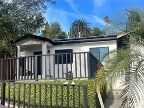 Building Photo - 4909 Aldama St