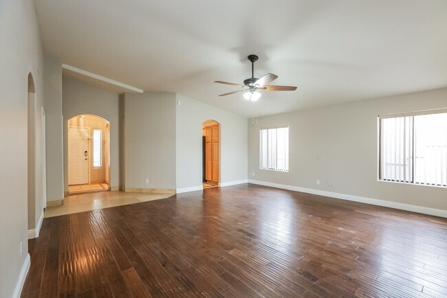 Building Photo - 17811 N 41st Pl