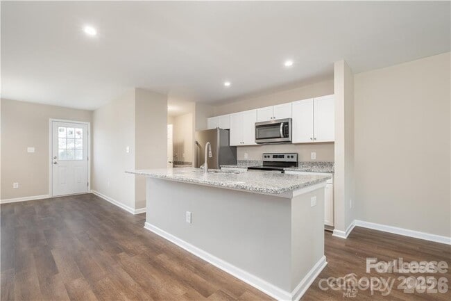 Building Photo - 84 White St NW