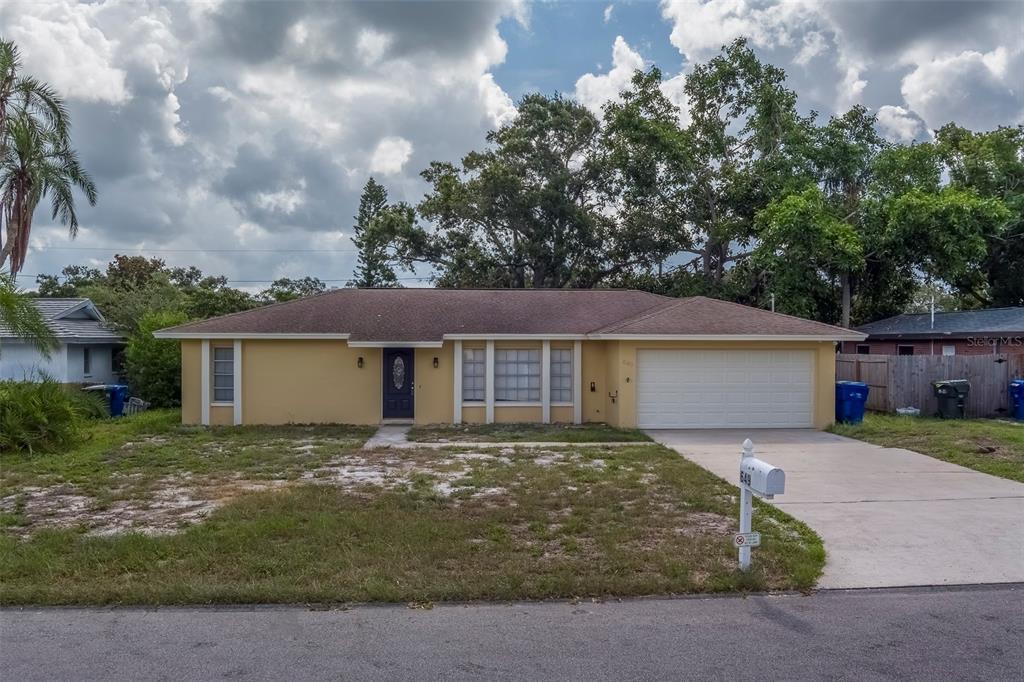 Foto principal - 649 Eastview Rd
