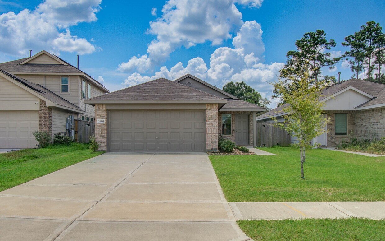 Foto principal - 20966 Zuccala Dr