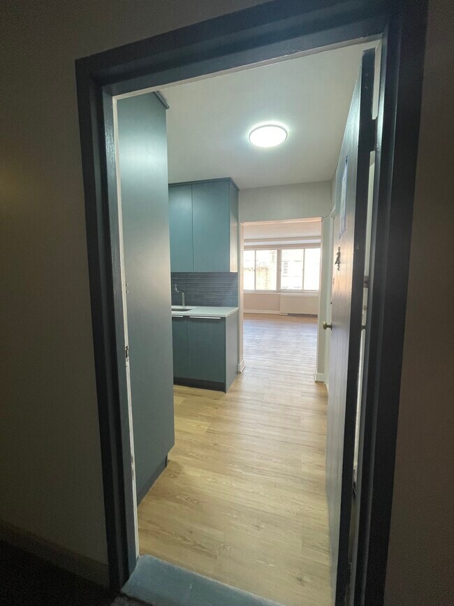 Foto del edificio - 922 24th St NW