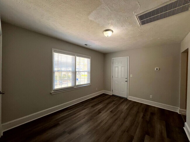 Foto del edificio - 222 Woodrow St