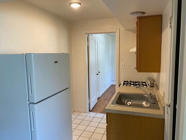 Foto del edificio - Deer Park Flats - Comfortable 1 - Bedroom ...